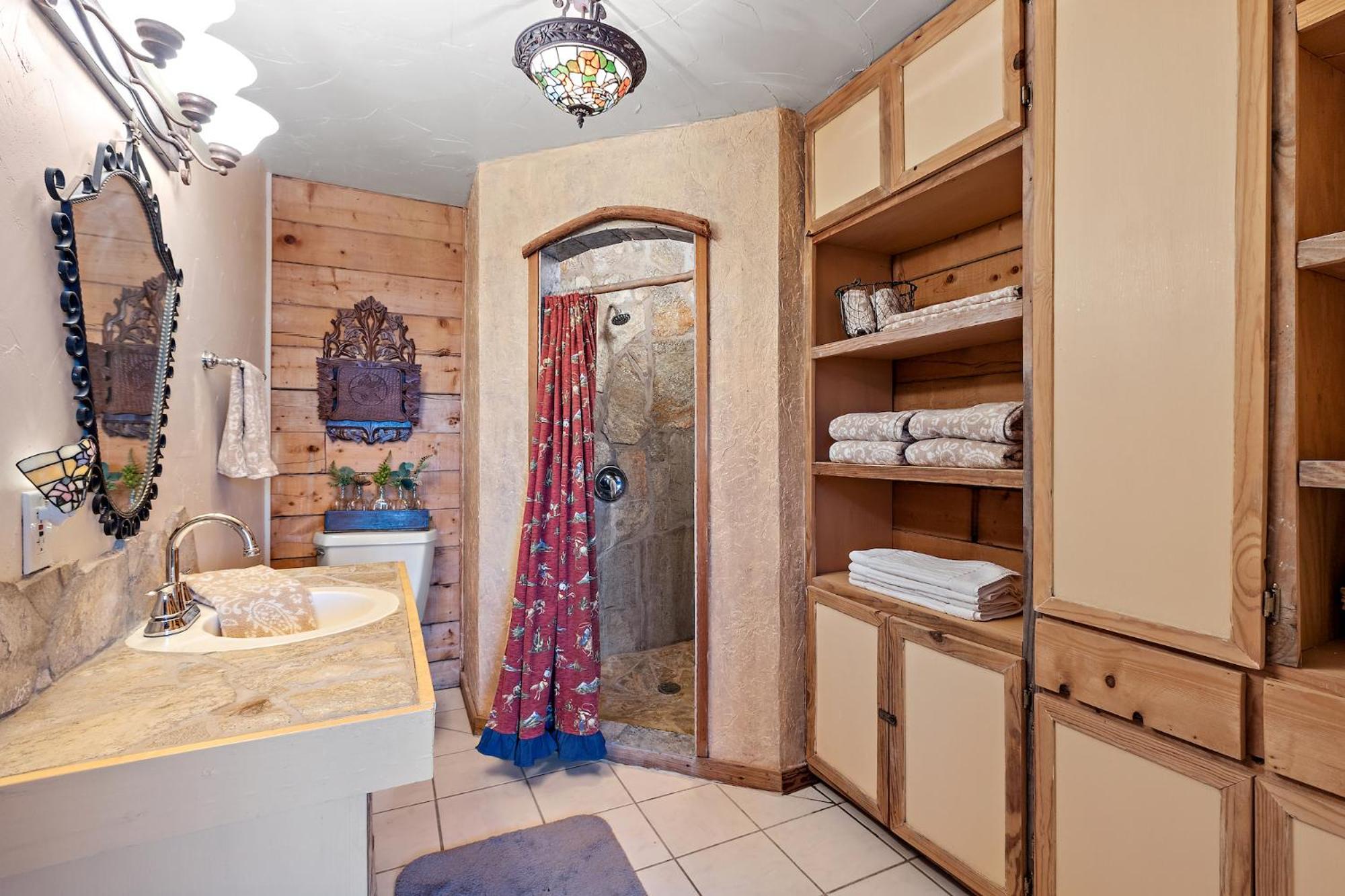Mighty Oak Log Cabin Fredericksburg Esterno foto