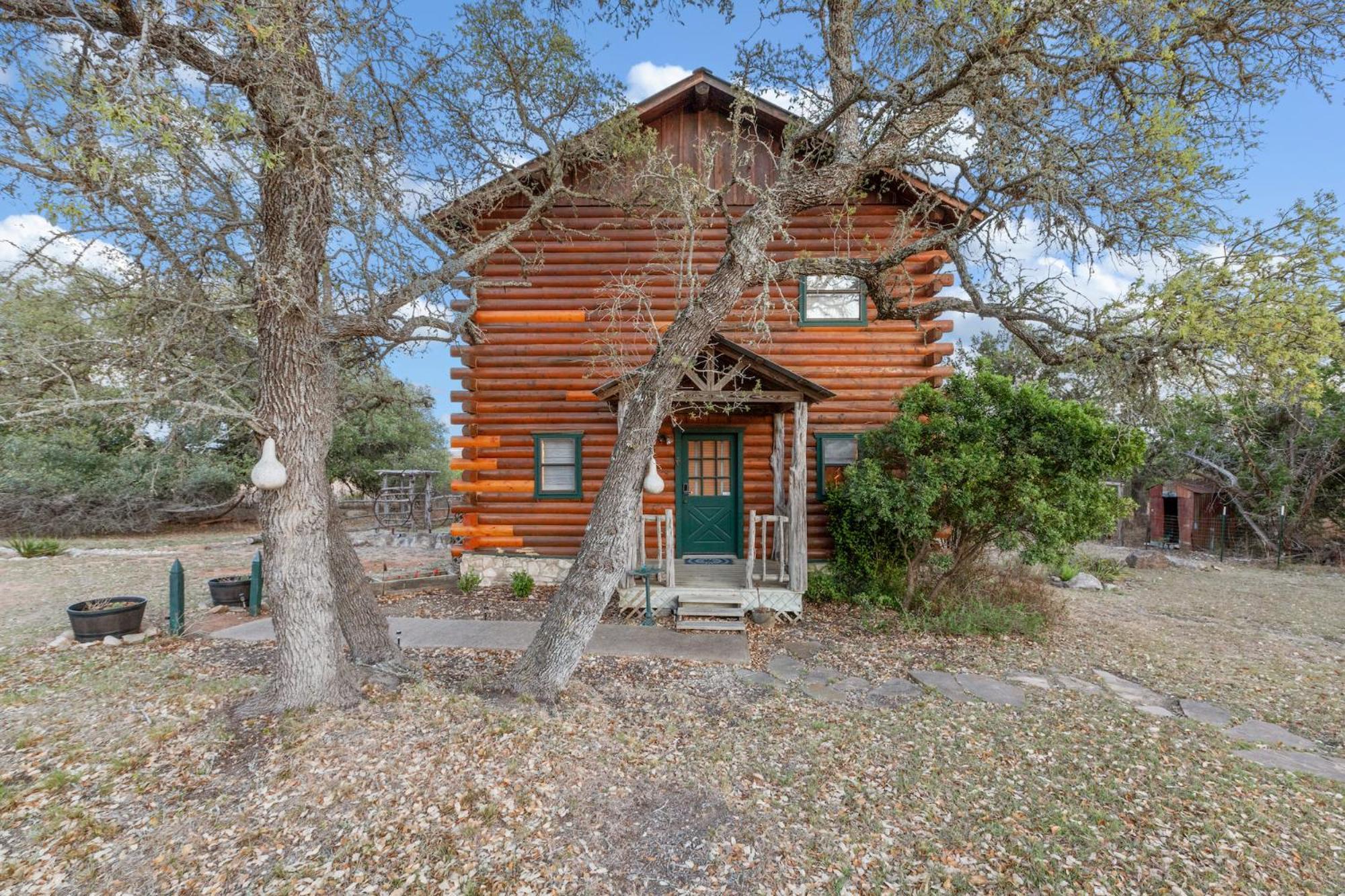 Mighty Oak Log Cabin Fredericksburg Esterno foto