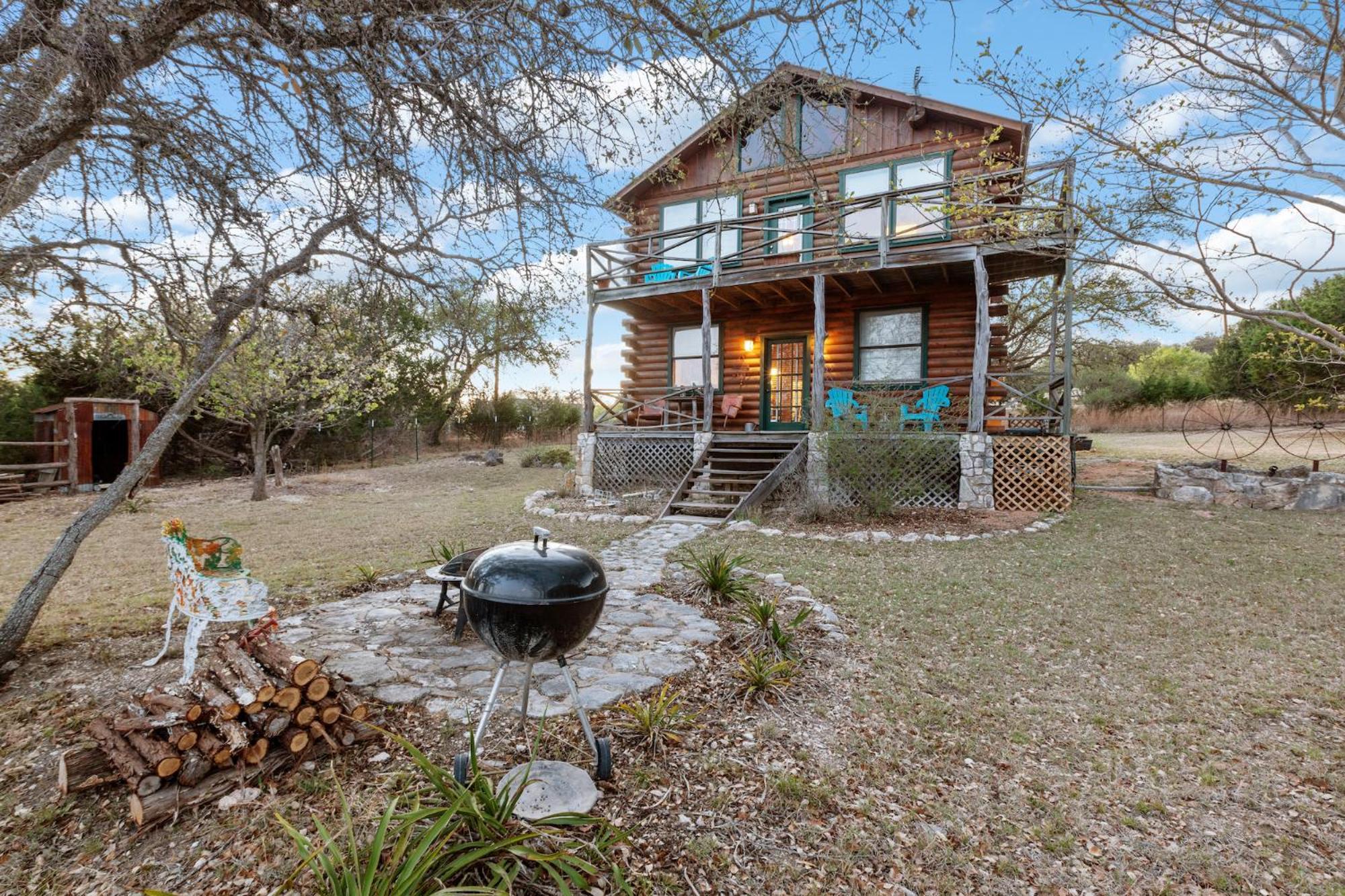Mighty Oak Log Cabin Fredericksburg Esterno foto